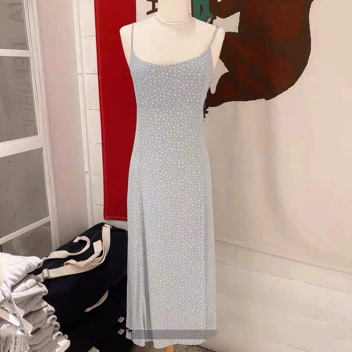 Brandy Melville Black Colleen Midi Dress, Women's Fashion, Dresses