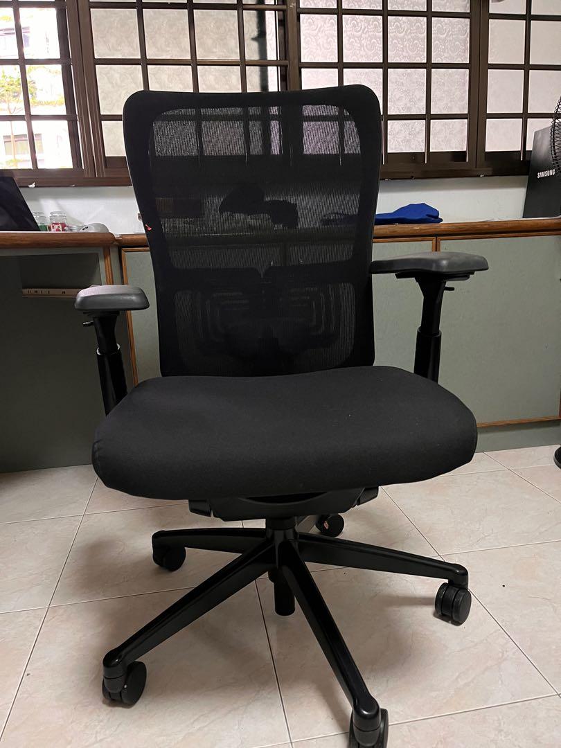 Computer Chair, Furniture & Home Living, Furniture, Chairs on Carousell