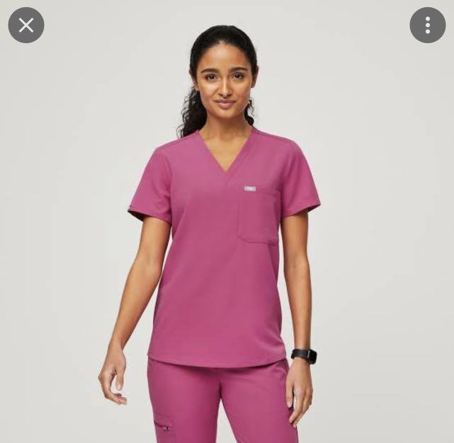 Figs Electric Orchid set in Catarina in XS and Yola in Small, Women's