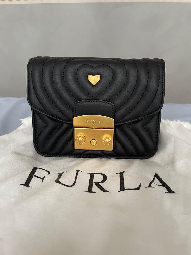 Furla sales metropolis rea