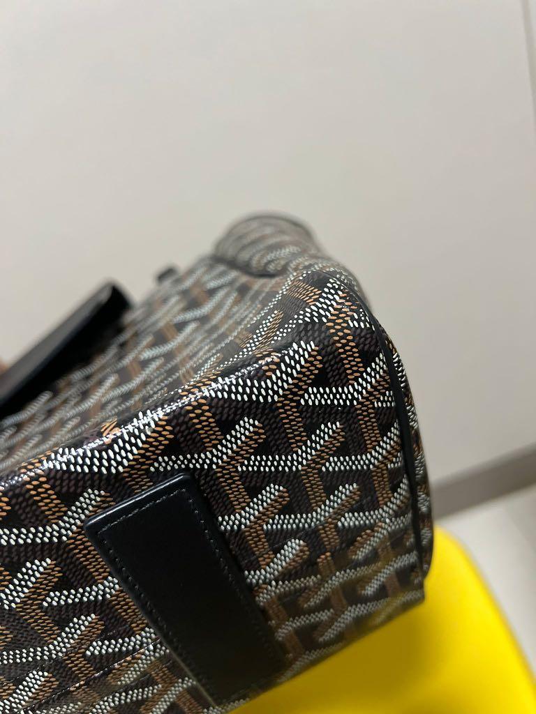 The Rouette Soft Bag / Le Sac Souple Rouette  *Introducing the Rouette  soft bag. The new instant classic by Goyard is an amazing shapeshifter with  almost as many ways to wear