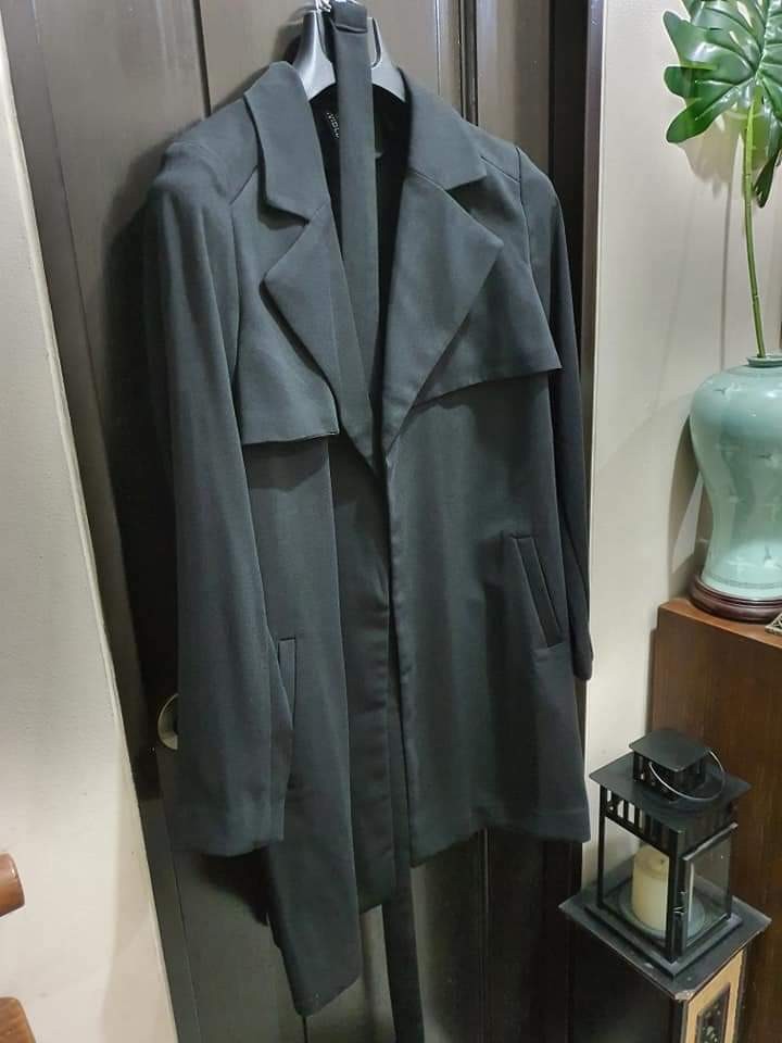 H & M Long Coat, Women's Fashion, Coats, Jackets and Outerwear on Carousell