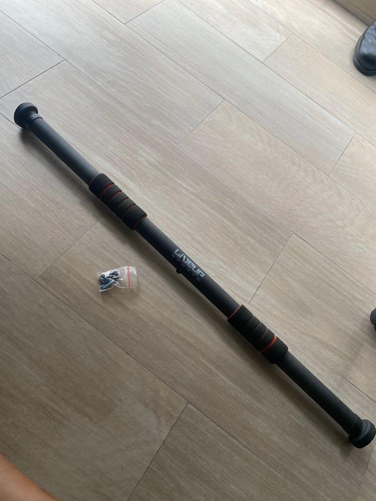 LiveUp Sports Telescopic Pull Up Bar, Sports Equipment, Exercise