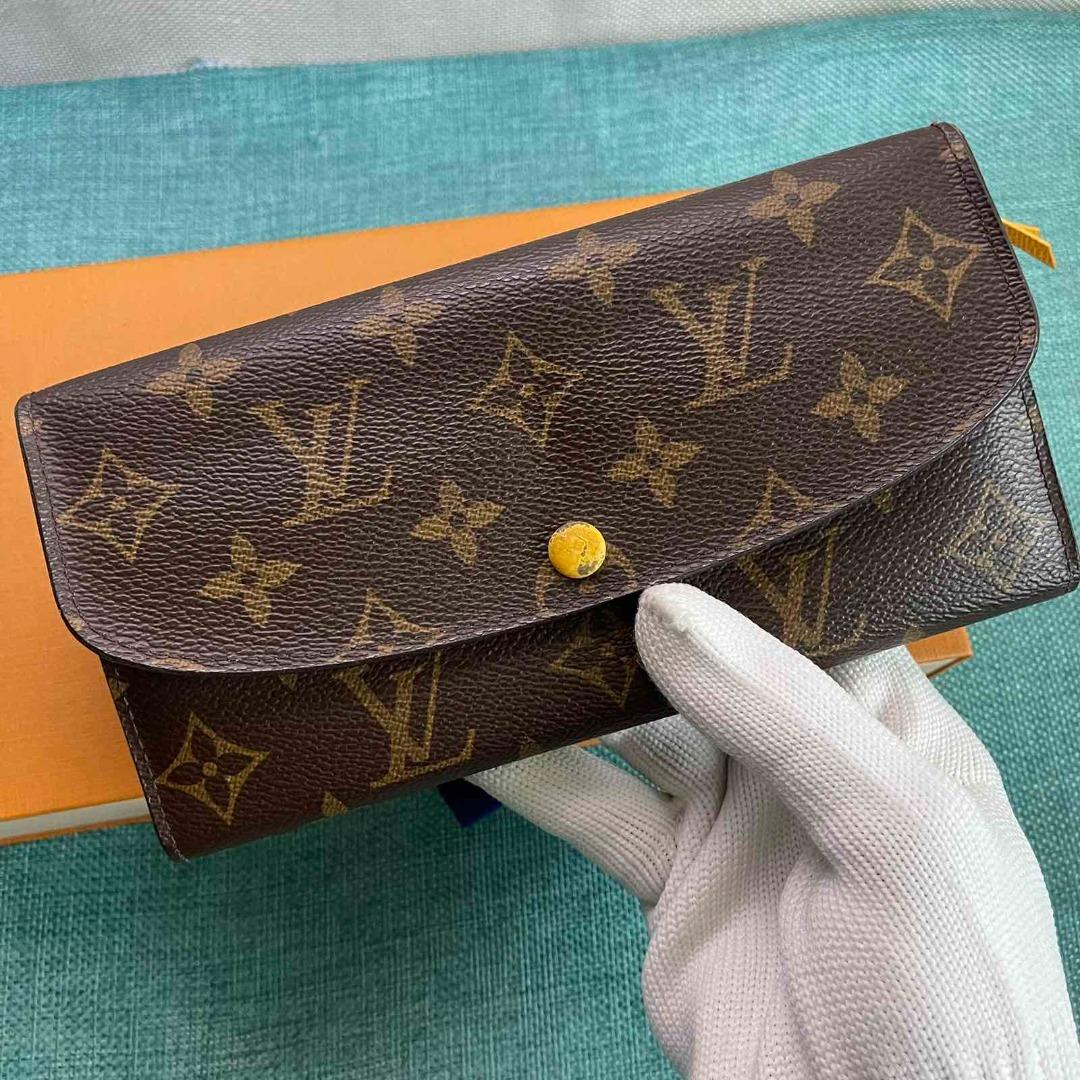 LOUIS VUITTON Monogram Emilie Wallet in Rose Ballerine - More Than You Can  Imagine