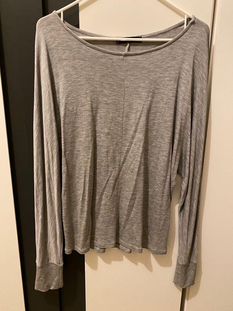 Mango pullover (Category: Longsleeves) located in Taguig. Submitted by janhyds (Listing ID 1176025416, Image 1). Description: .