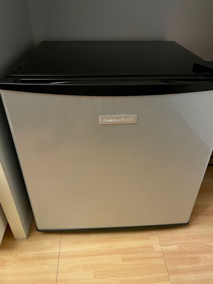 American Home Mini Bar Fridge , TV & Home Appliances, Kitchen
