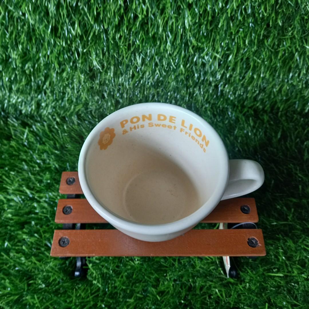 Mister Donut Coffee Mug (Category: Dinnerware & Cutlery) located in Paranaque City. Submitted by christinashoppe (Listing ID 1175979928, Image 2). Description: .
