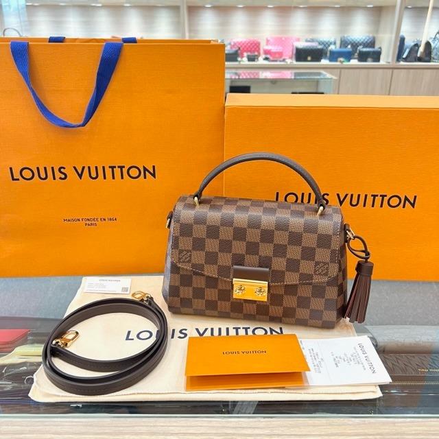 LOUIS VUITTON Portefeuille Koala Wallet, Luxury, Bags & Wallets on Carousell
