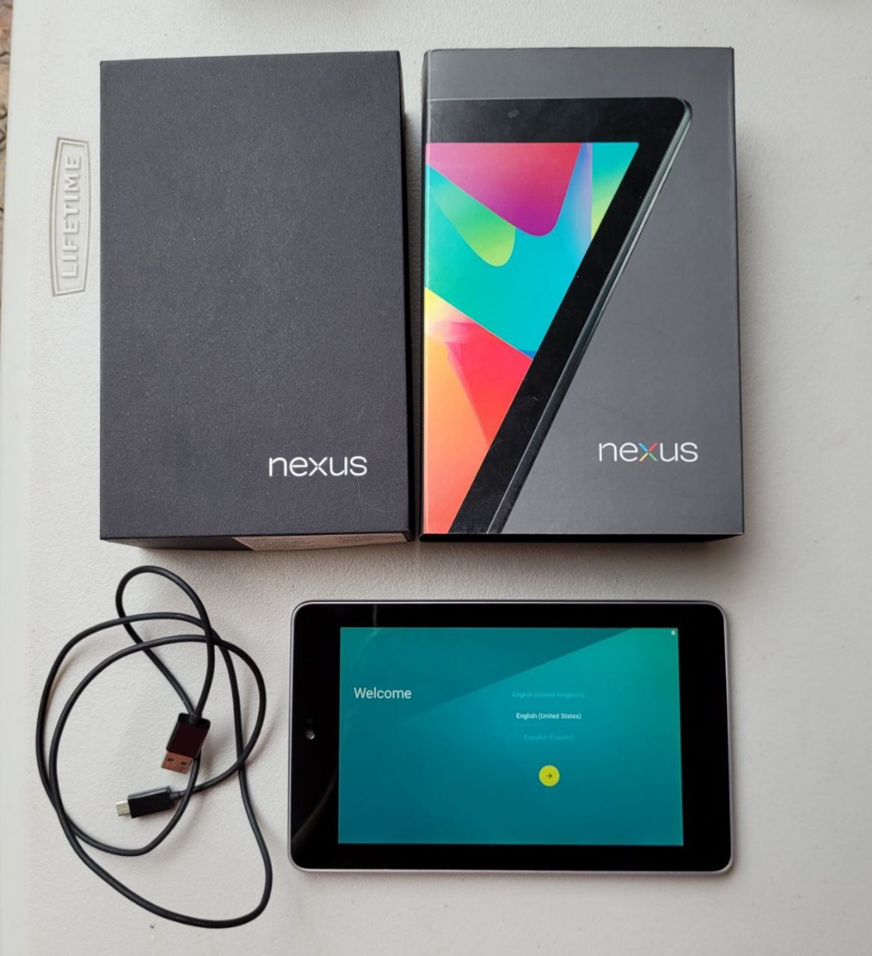 Nexus 7 Asus tablet Brand new! Complete set!, Mobile Phones & Gadgets,  Tablets, Android on Carousell
