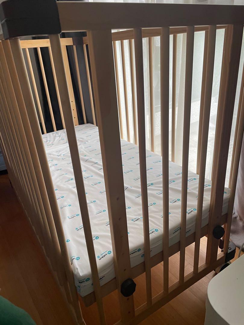 (No scratches at all) Beblum Lavo 5 Baby Cot with Oeko Tex mattress