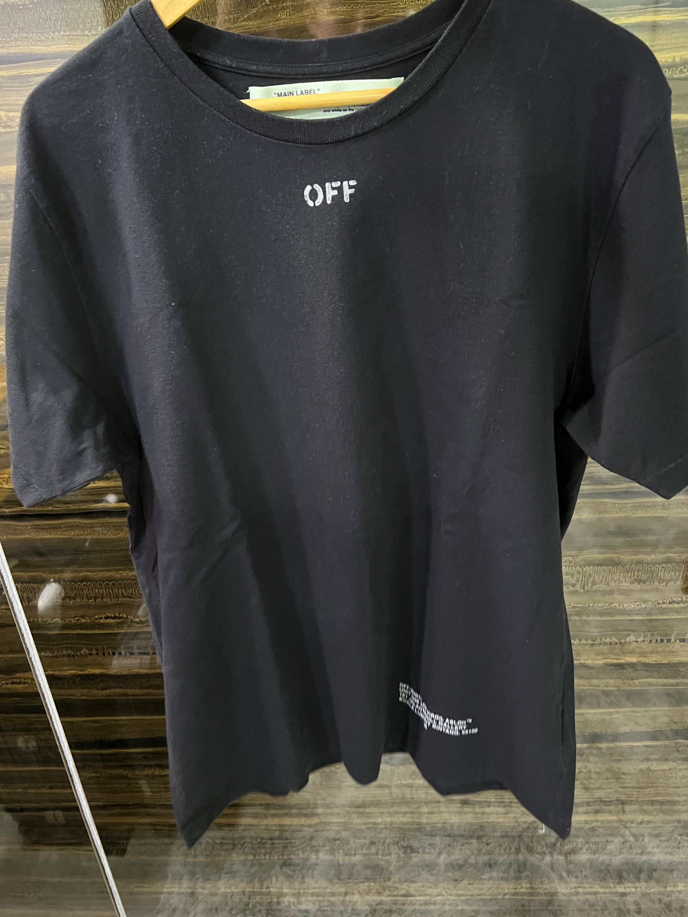 off white black tee
