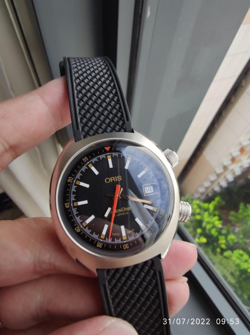 Chronoris limited edition top