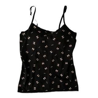 Padded sleeveless top