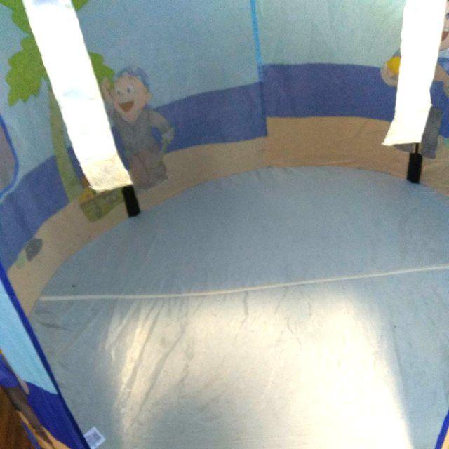 Playtive junior play outlet tent with tunnel