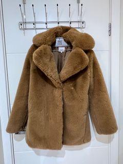Seed Faux Fur Coar