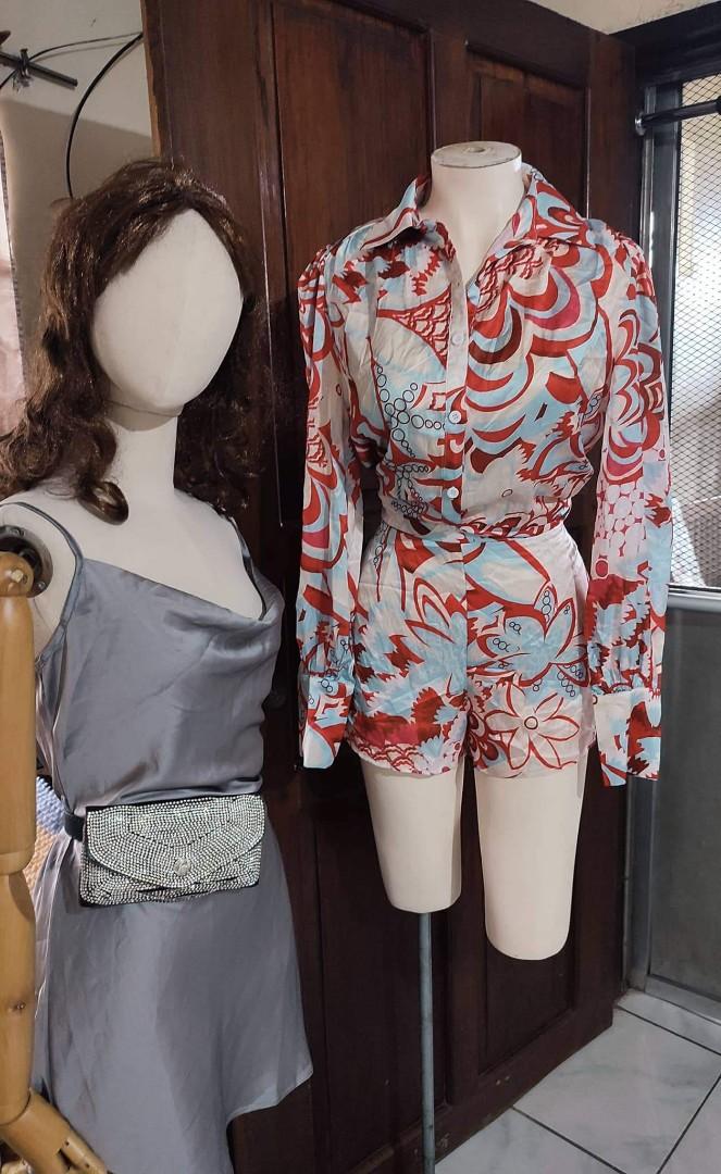 Silk short set (Category: Sets or Coordinates) located in Bayombong. Submitted by nicsxoxo7 (Listing ID 1175969369, Image 3). Description: cut tag , bought overseas rfs diko kasya 😭 fits medium - large hw short 16 inches waist via tape measure, length 16 inches top 22 inches armpit measurement 29 inches length.