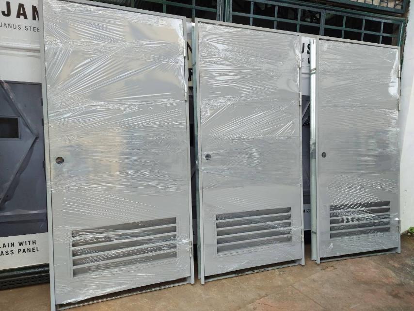 STEEL DOOR and JAMB set, Commercial & Industrial, Construction