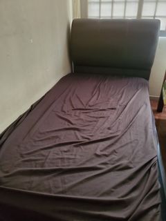 (Category: ) located in . Submitted by cfsell (Listing ID 1175924927, Image 1). Description: .