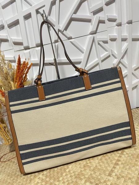 13530 TORY BURCH Ella Jacquard Stripes Mini Tote