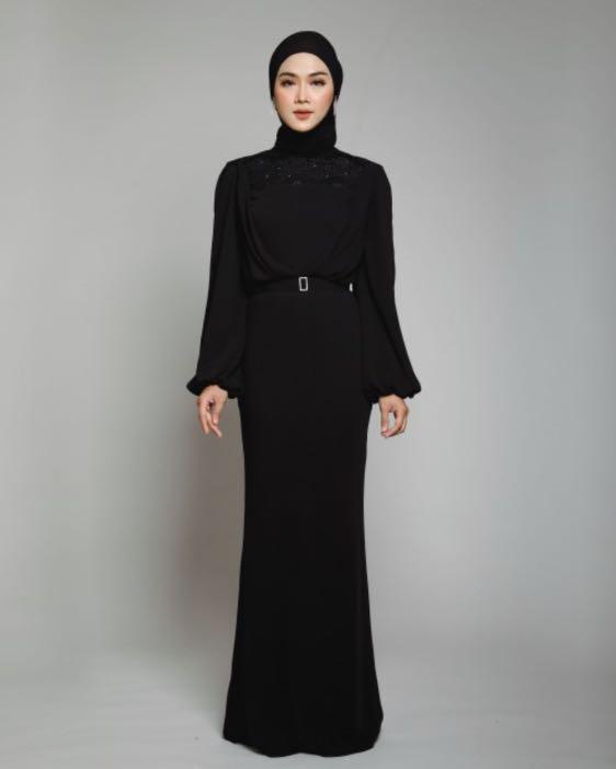 Muslimah deals black dress