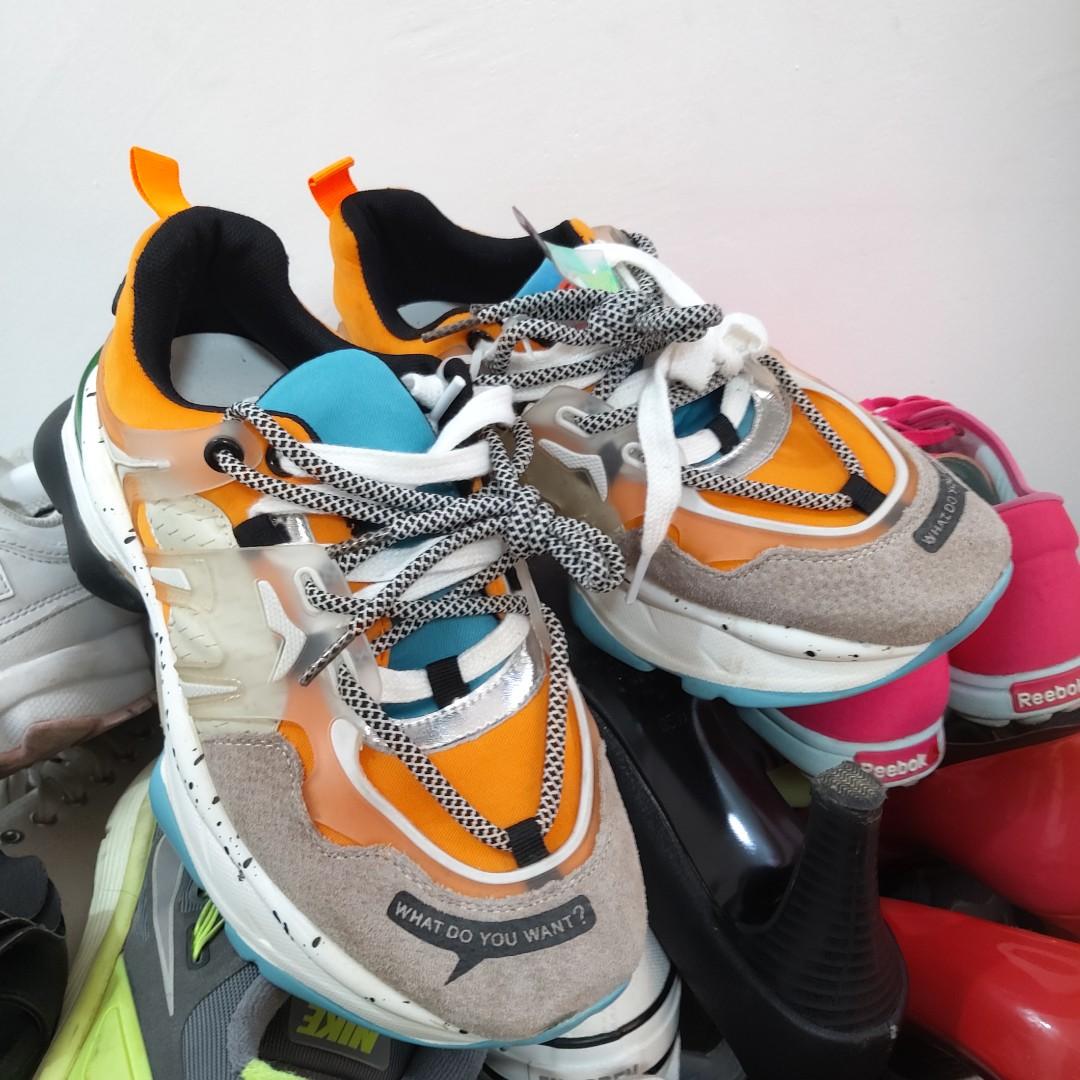 Ukay ukay deals shoes online
