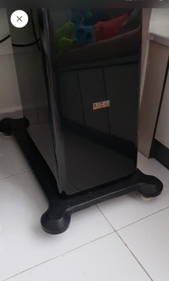 Usher Floor standing speaker458228440131840003