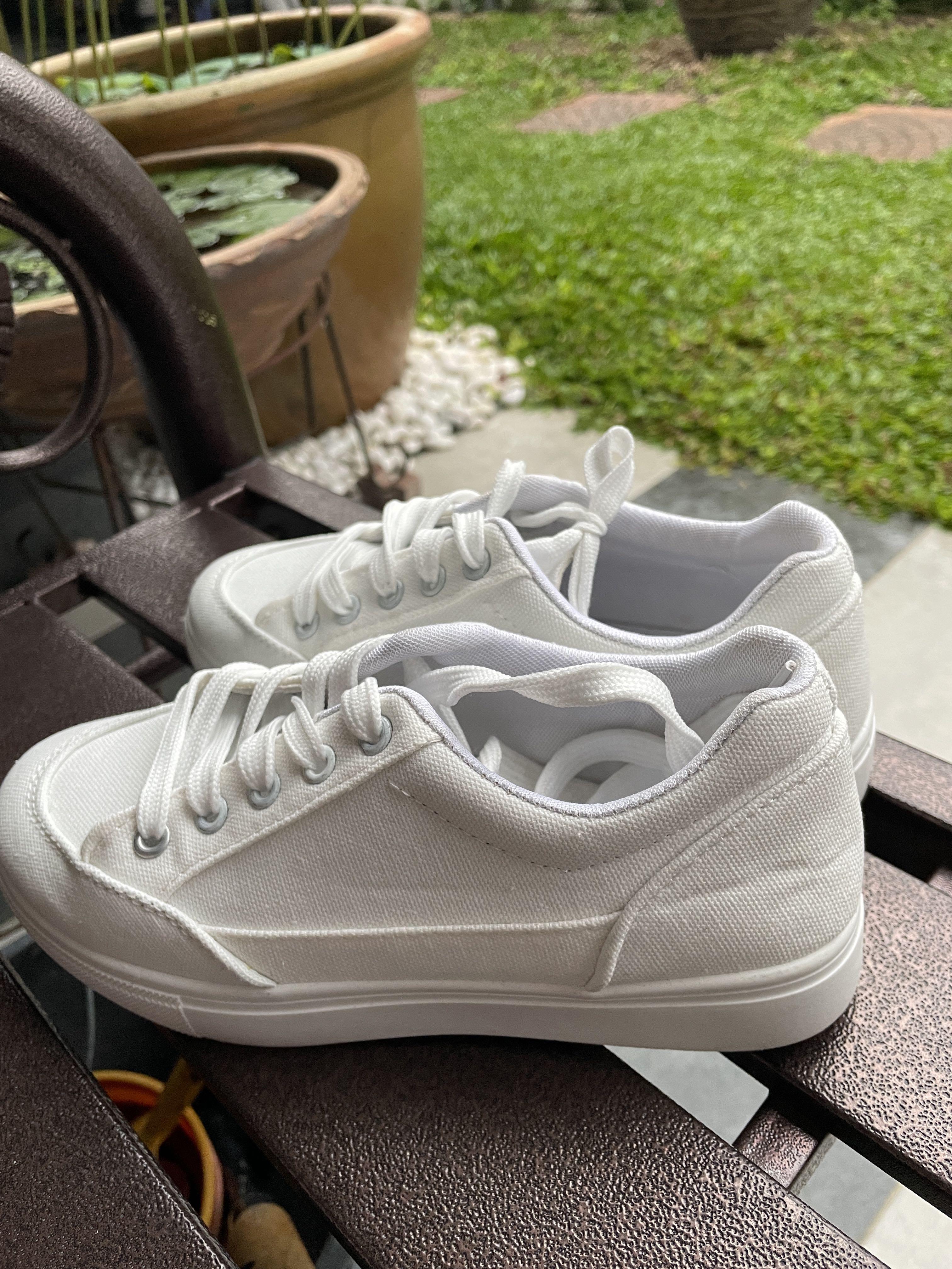 Japanese canvas shoes shop