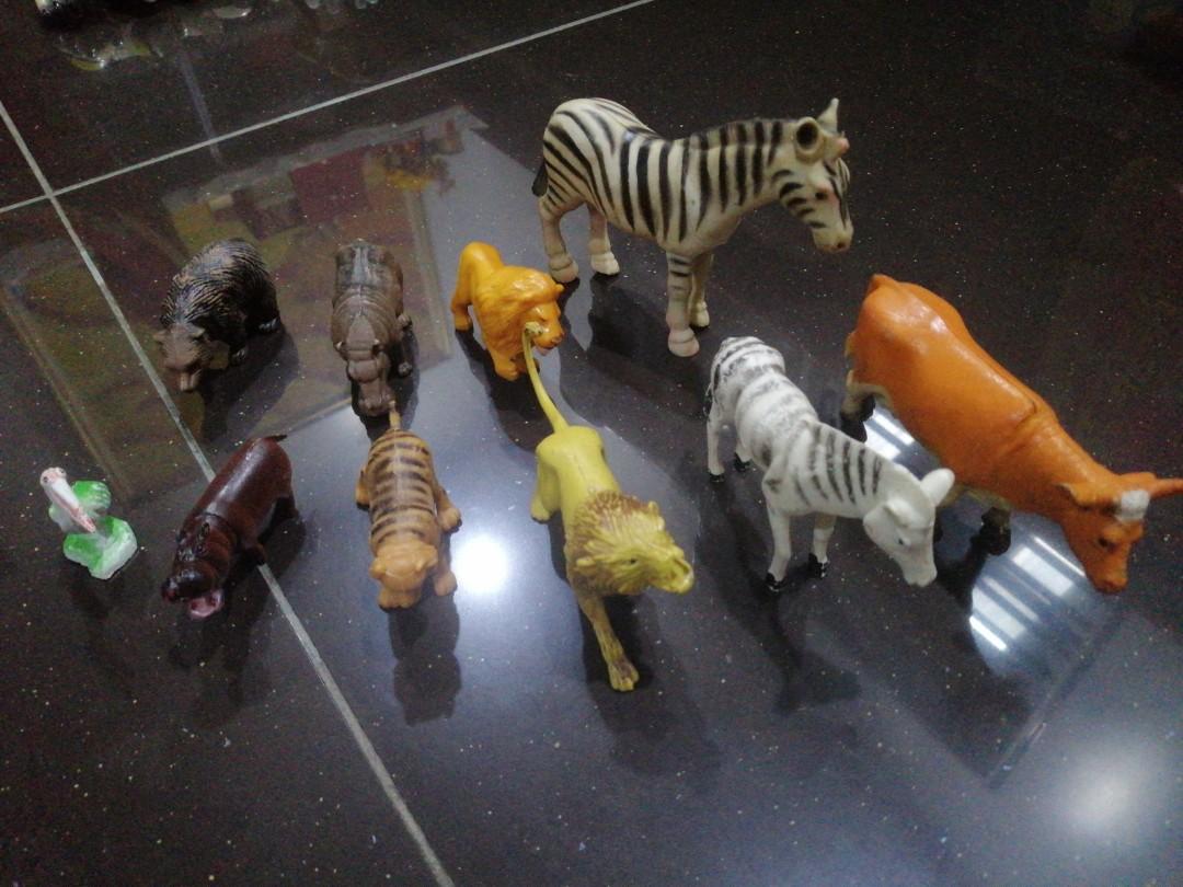 10pcs Zoo Animals, Hobbies & Toys, Toys & Games on Carousell