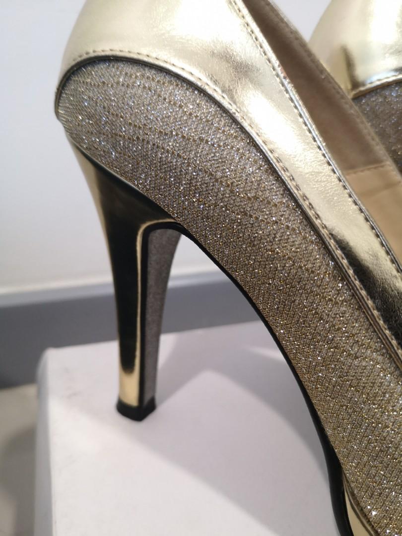 Gold glitter deals 3 inch heels