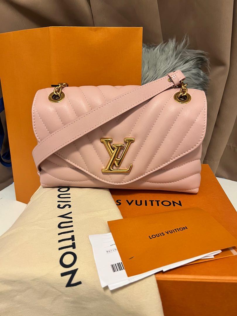 Louis Vuitton New Wave Chain Bag Mm in Pink