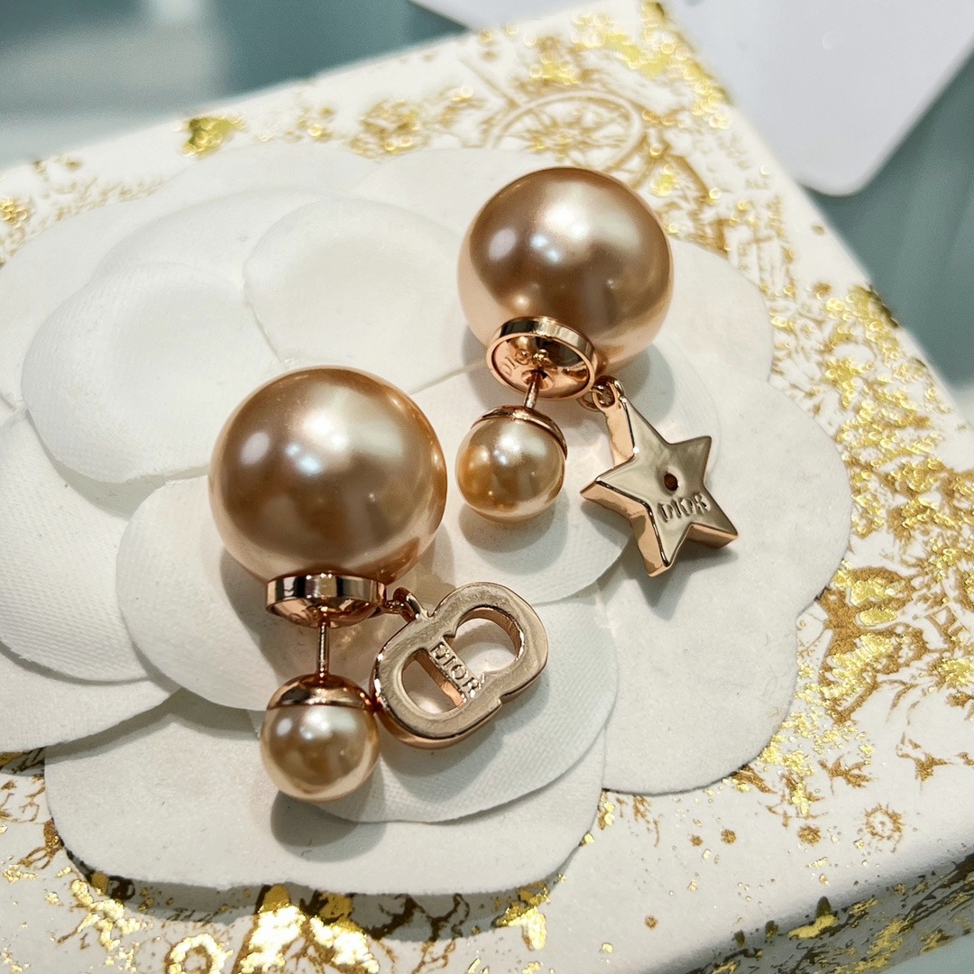 Dior Rose Gold CD Star Size Pearl Stud Earrings Women s Fashion
