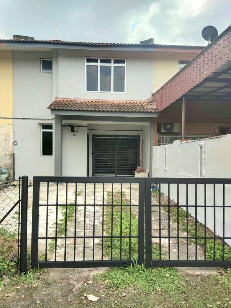 Double Storey House @ Taman Kemboja Bukit Sentosa Rawang, Property ...