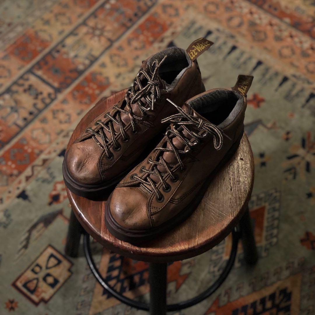 Dr martens hot sale air wave boots