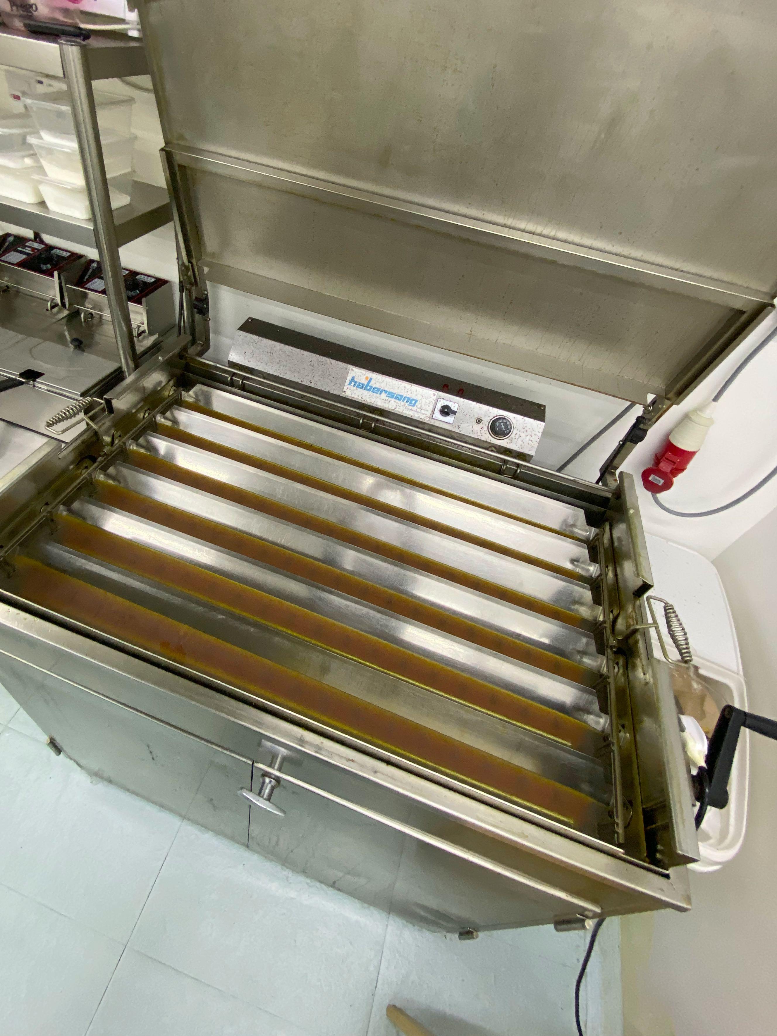 F&B Commercial Donut Deep Fryer Machine (Semi Automatic), TV & Home