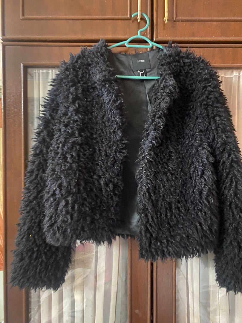 Black fur 2025 coat forever 21