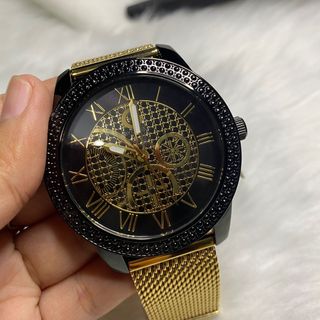 (Category: ) located in . Submitted by thriftfromcali (Listing ID 1177821577, Image 1). Description: .