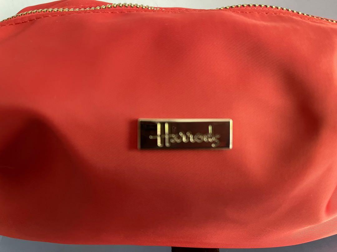 Harrods toiletries bag, Women's Fashion, Bags & Wallets, Purses