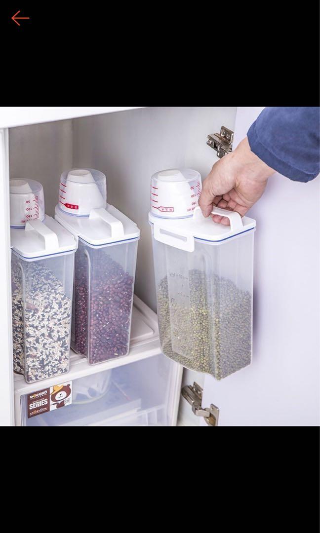 Kitchen Food Storage 2kg, Furniture & Home Living, Kitchenware
