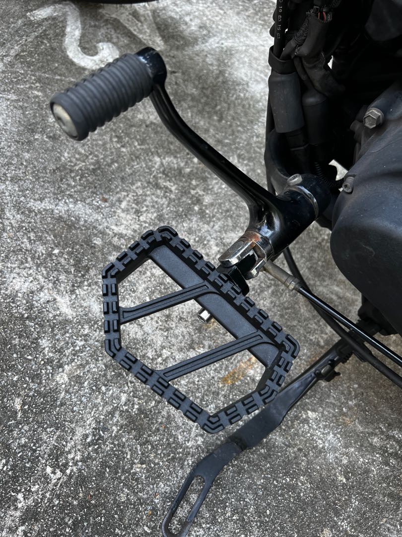 Kuryakyn Riot Mini Floorboard Sportster, Motorcycles, Motorcycle