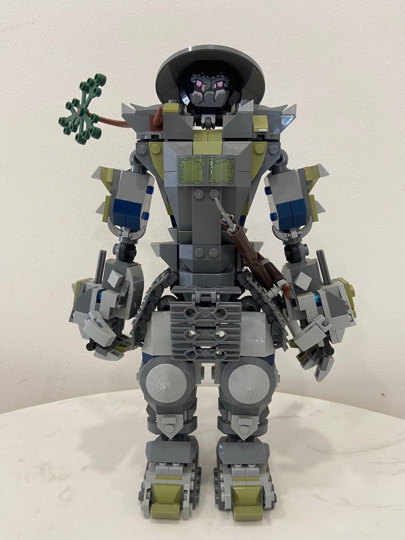 Oni titan lego hotsell set