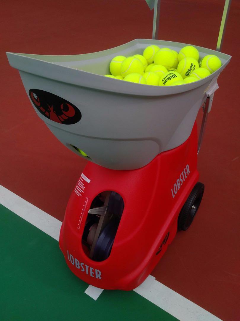 Lobster tennis ball machine Elite grand four, Sports Equipment, Sports