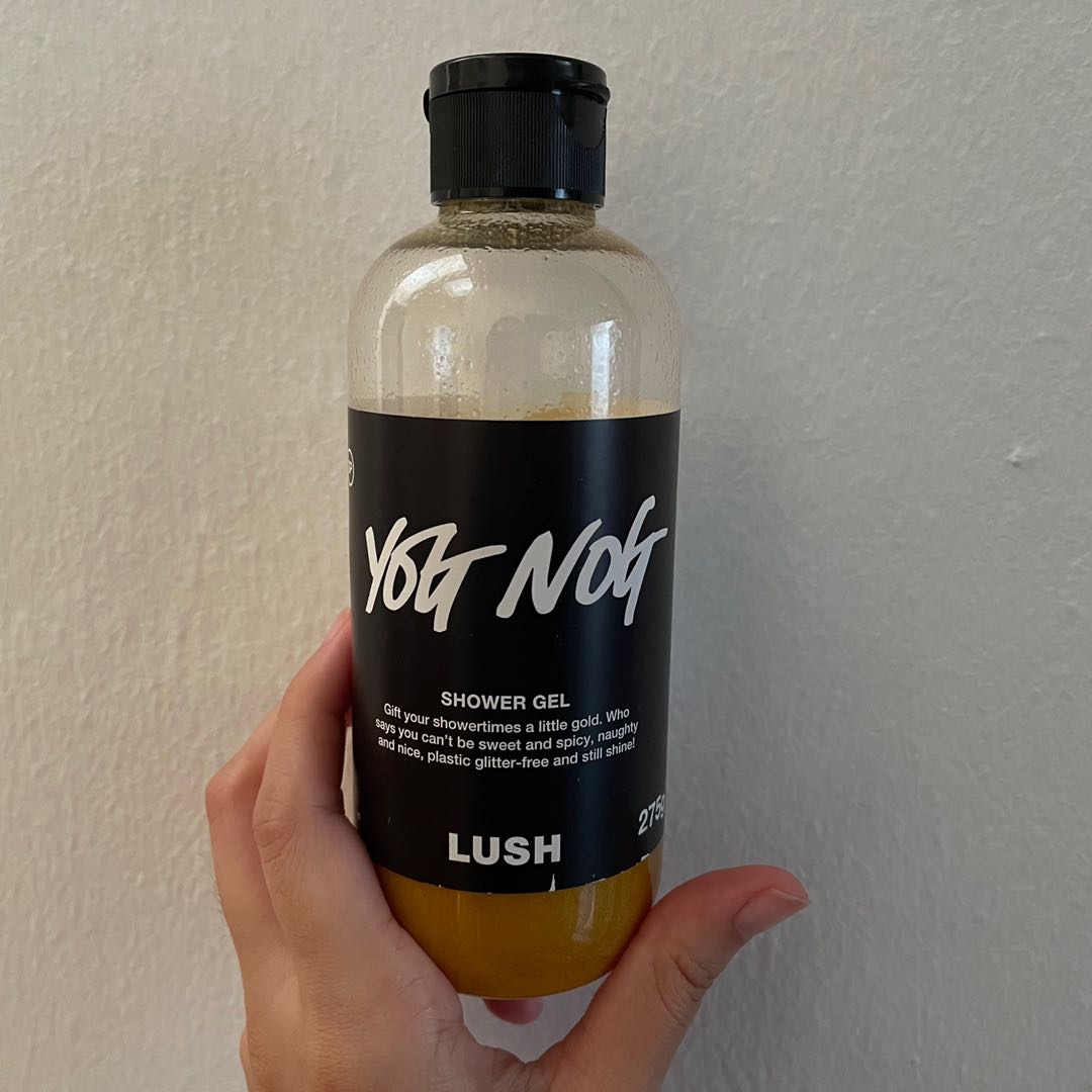 LUSH Yog Nog shower gel, Beauty & Personal Care, Bath & Body, Bath on