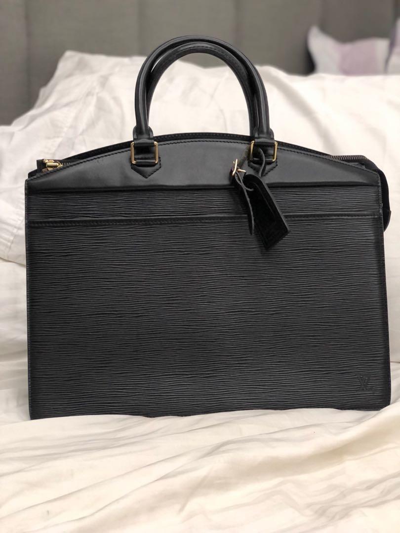 LV EPI RIVIERA BLACK (Category: Luxury Bags & Wallets) located in San Fernando. Submitted by AuthenticFindsbylei (Listing ID 1177765443, Image 1). Description: Very Good Condition, no flaws Length: 35cm Height: 28m.