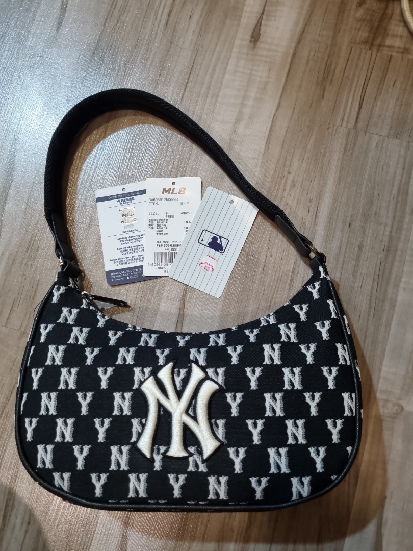 MLB Black Monogram Jacquard Hobo cổ điển New York Yankees Bag