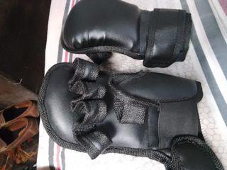 MMA Gloves (Never Used)