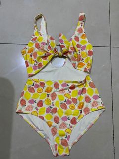 (Category: ) located in . Submitted by beashops (Listing ID 1177804602, Image 1). Description: .