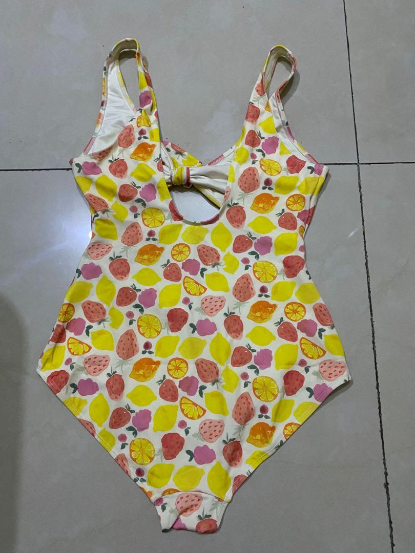Monki One Piece Swimsuit (Category: Bikinis & Swimsuits) located in Manila. Submitted by beashops (Listing ID 1177804602, Image 2). Description: Monki Size: Medium Used once only No pads Stretchable fabric. Super comfy. .