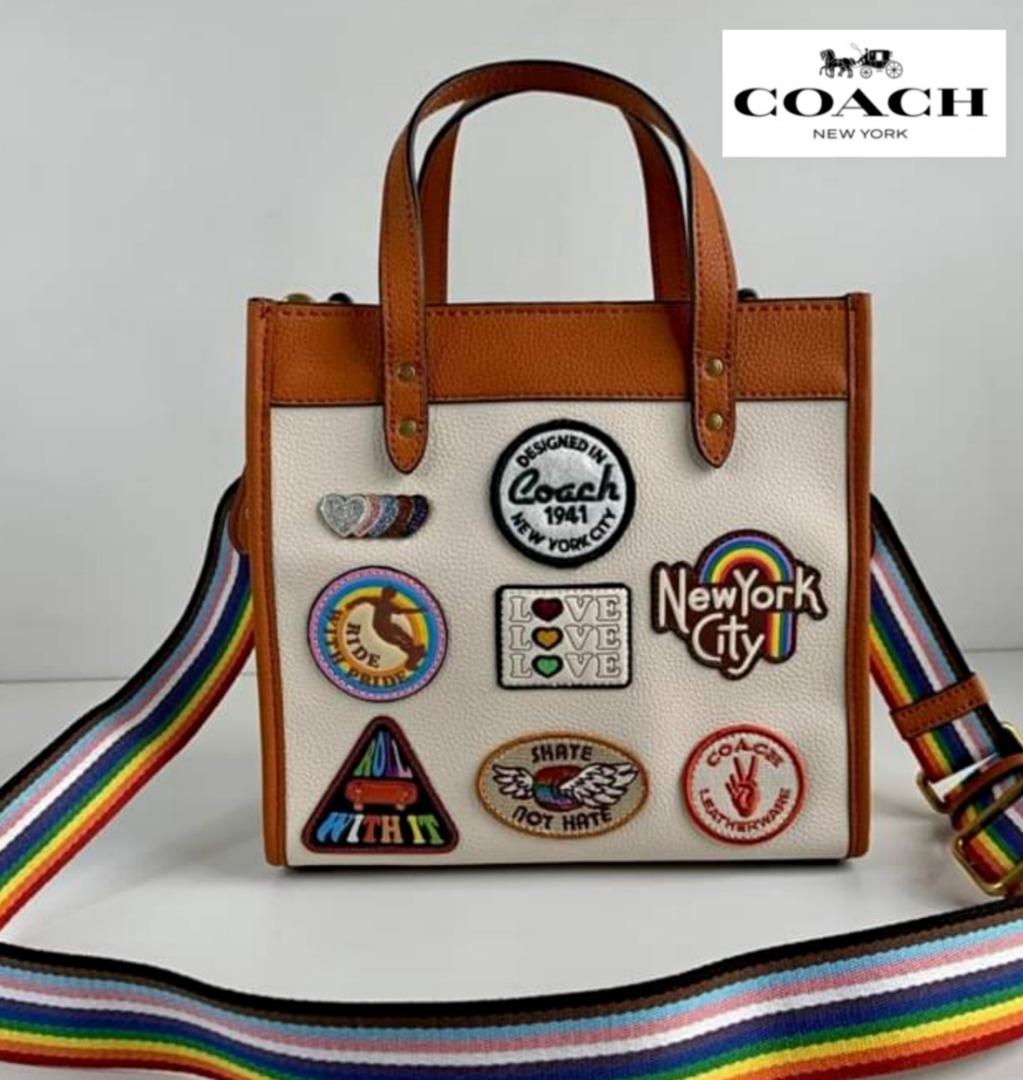 New Coach Original FIELD TOTE 22 WITH PATCHES Crossbody Shoulder Sling Bag For Women Come With Complete Set Suitable for Gift