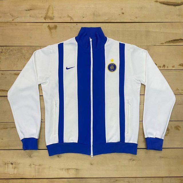 Inter store track jacket