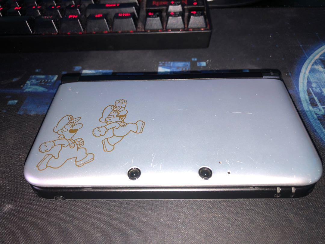 Nintendo 3DS XL, Silver Mario & Luigi Dream team Limited Edition